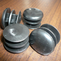 Embouts ronds plastiques noirs Embouts ronds plastiques noirs
