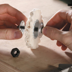 Mandrin de serrage pour disque à lustrer Mandrin de serrage pour disque à lustrer