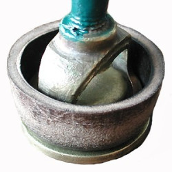 Joint cuir pour pompe à eau, à bras (calotte) Joint cuir pour pompe à eau, à bras (calotte)